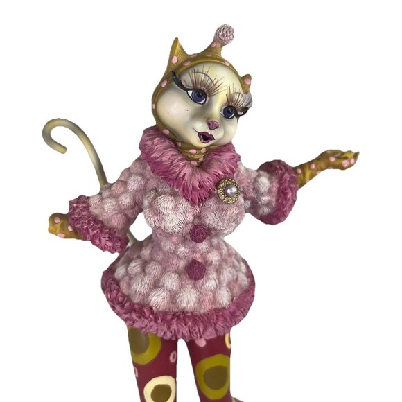 Margaret Le Van Alley Cats Therianthropic Skiing detailed Figurine RARE!! Broken - Picture 7 of 16